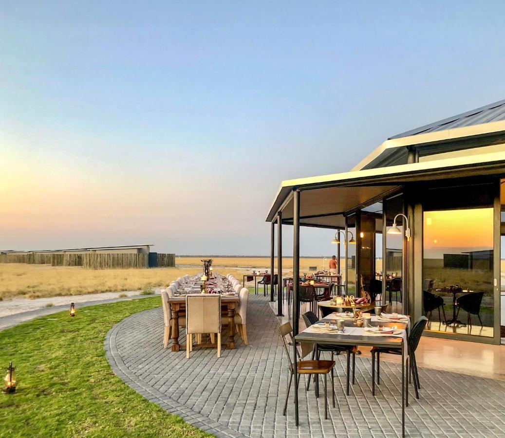 Etosha King Nehale Villa Omuthiya ภายนอก รูปภาพ