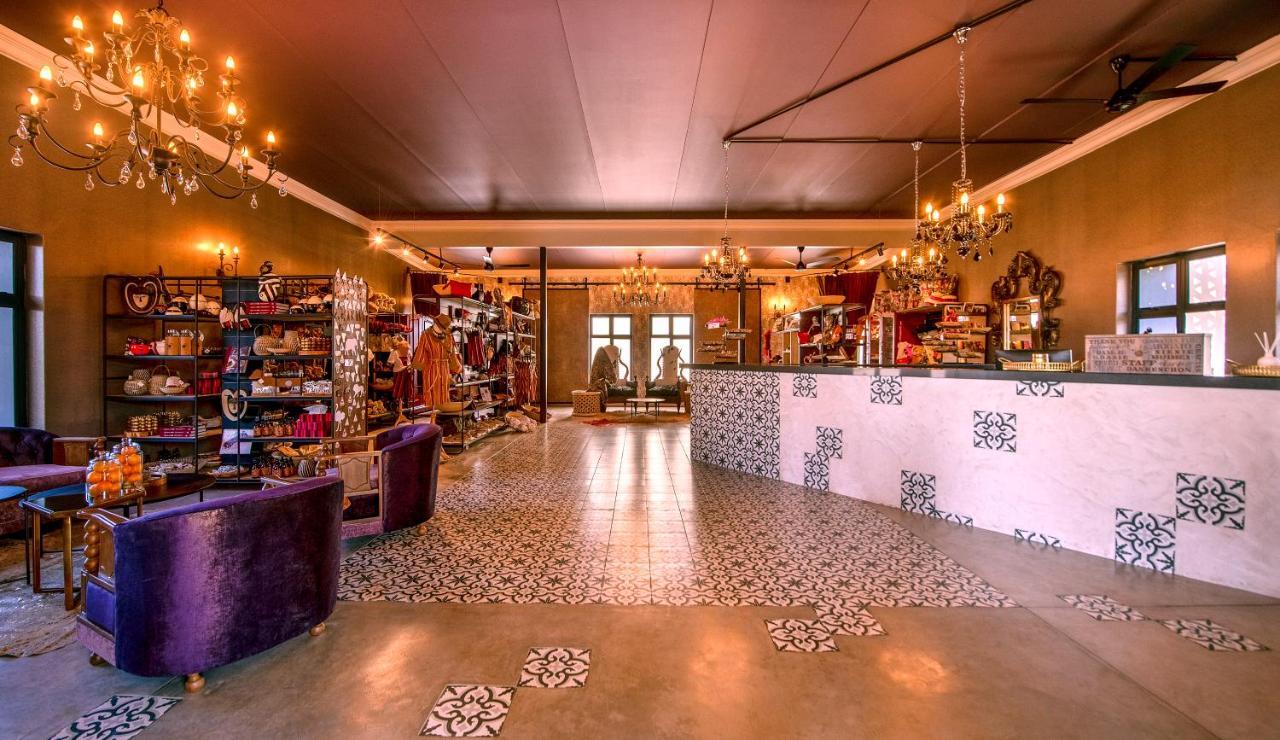 Etosha King Nehale Villa Omuthiya ภายนอก รูปภาพ